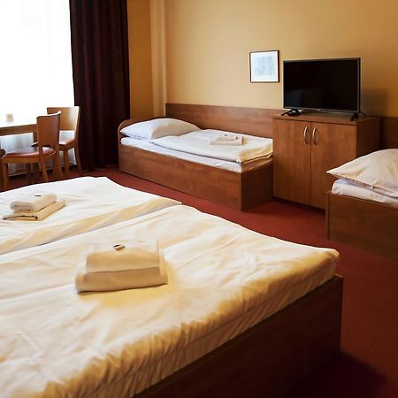 Hotel Hron Náchod Εξωτερικό φωτογραφία