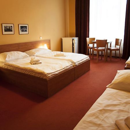 Hotel Hron Náchod Εξωτερικό φωτογραφία