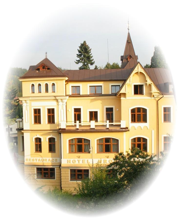 Hotel Hron Náchod Εξωτερικό φωτογραφία