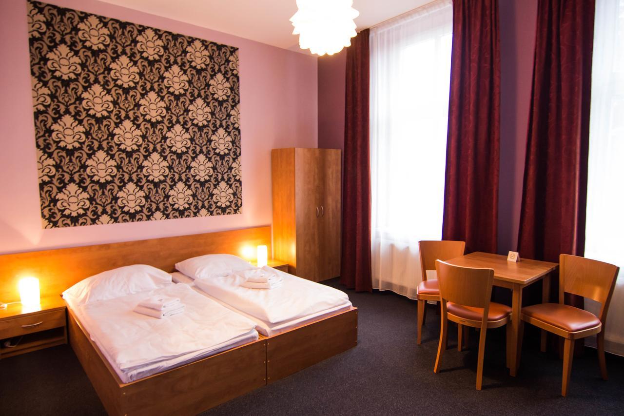 Hotel Hron Náchod Εξωτερικό φωτογραφία