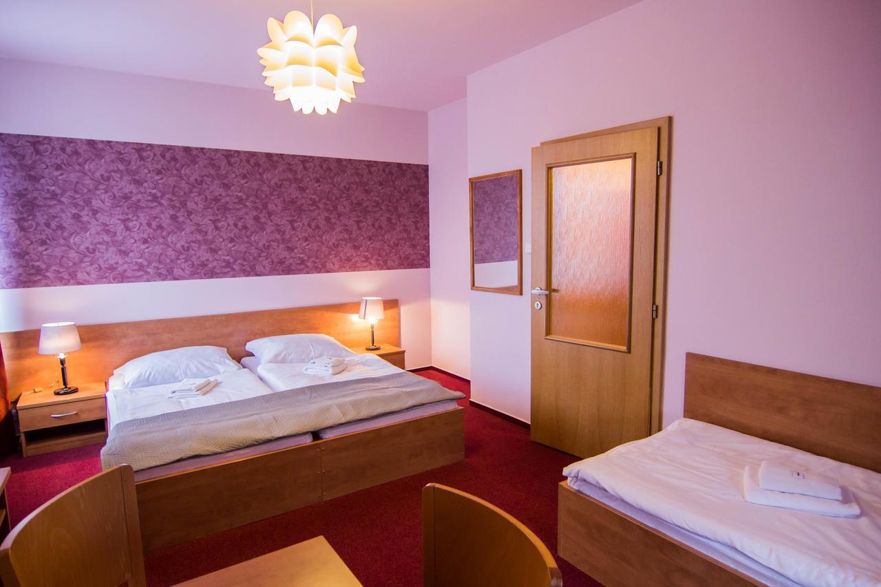 Hotel Hron Náchod Εξωτερικό φωτογραφία
