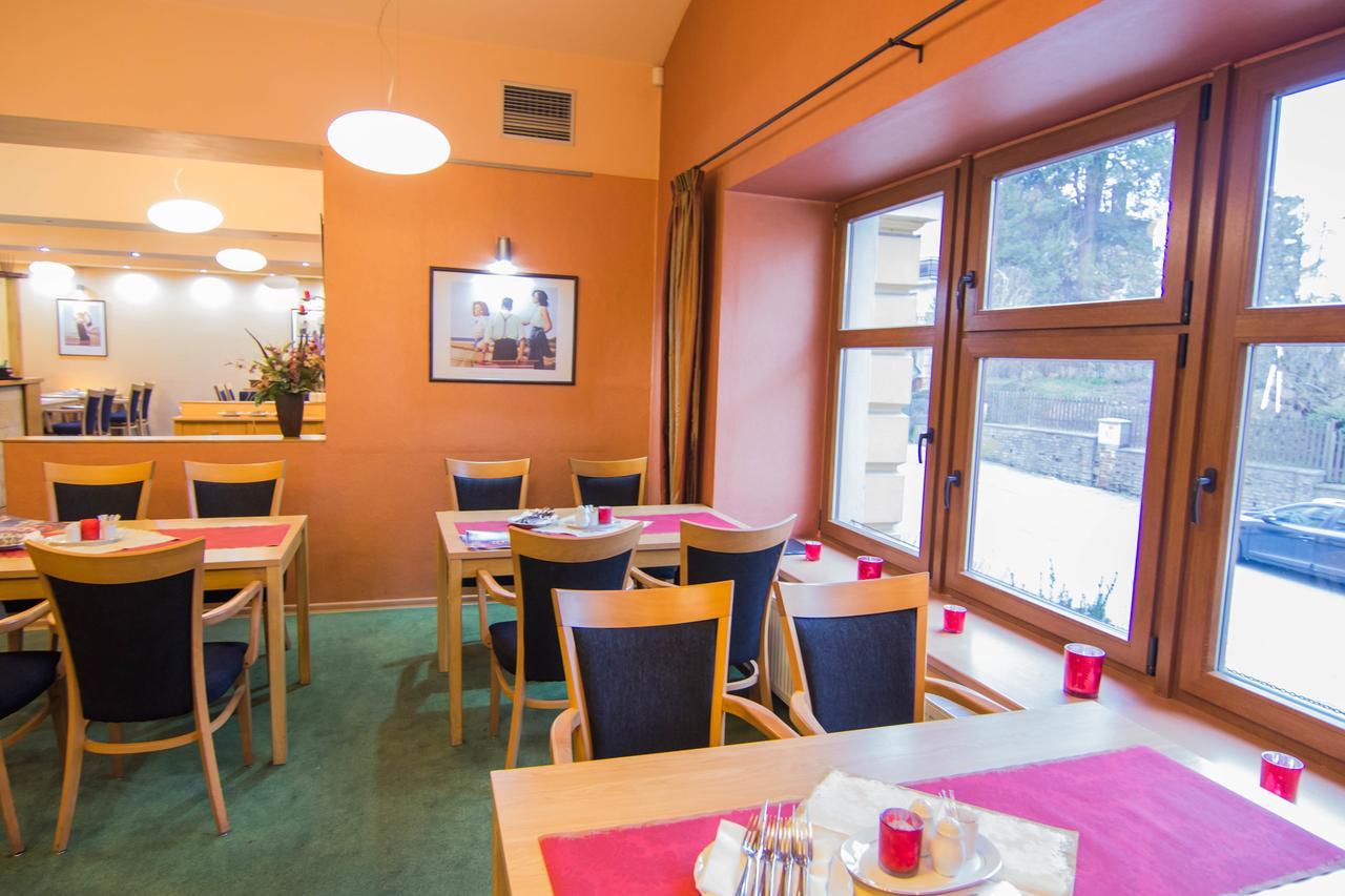 Hotel Hron Náchod Εξωτερικό φωτογραφία